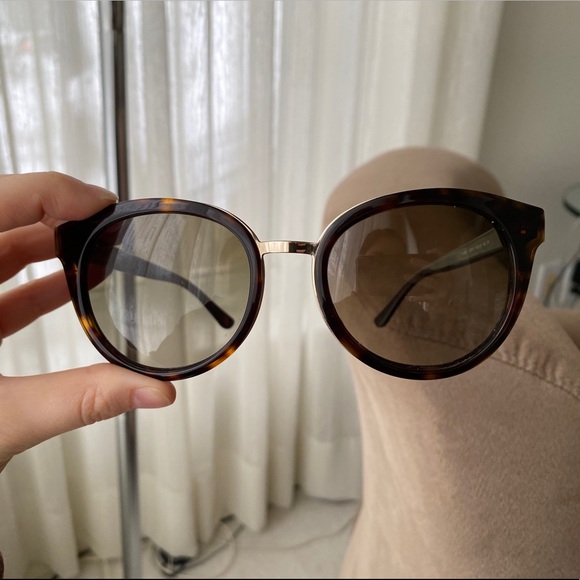 Tory Burch Sunglasses - Picture 2 of 4